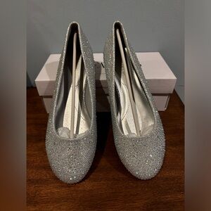 DREAM PARIS SILVER SPARKLY FLATS